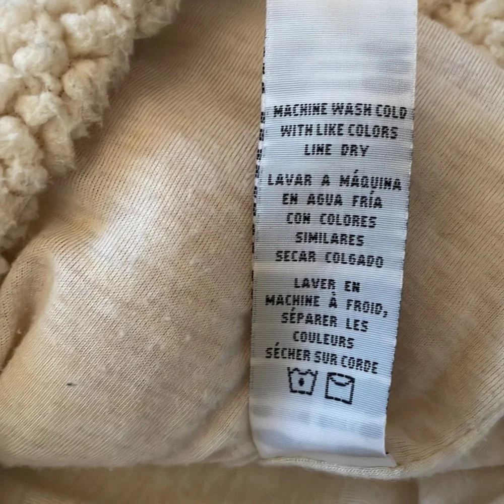 Thread & Supply 1/4 Zip Sherpa Jacket, Size L - Picture 8 of 11